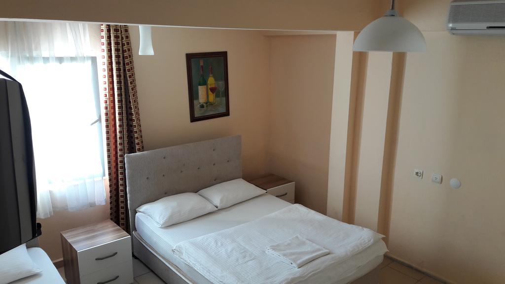 Garden Prizma Rooms&Aparts Kemer Esterno foto