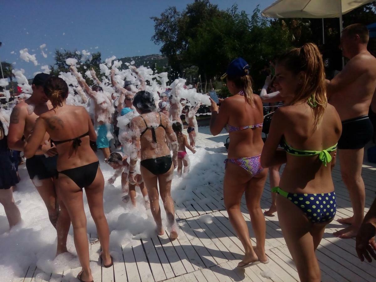 Garden Prizma Rooms&Aparts Kemer Esterno foto